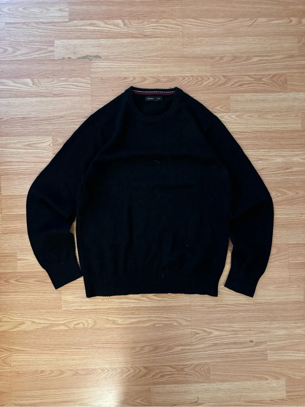 Banana Republic Classic Black Crewneck Sweater